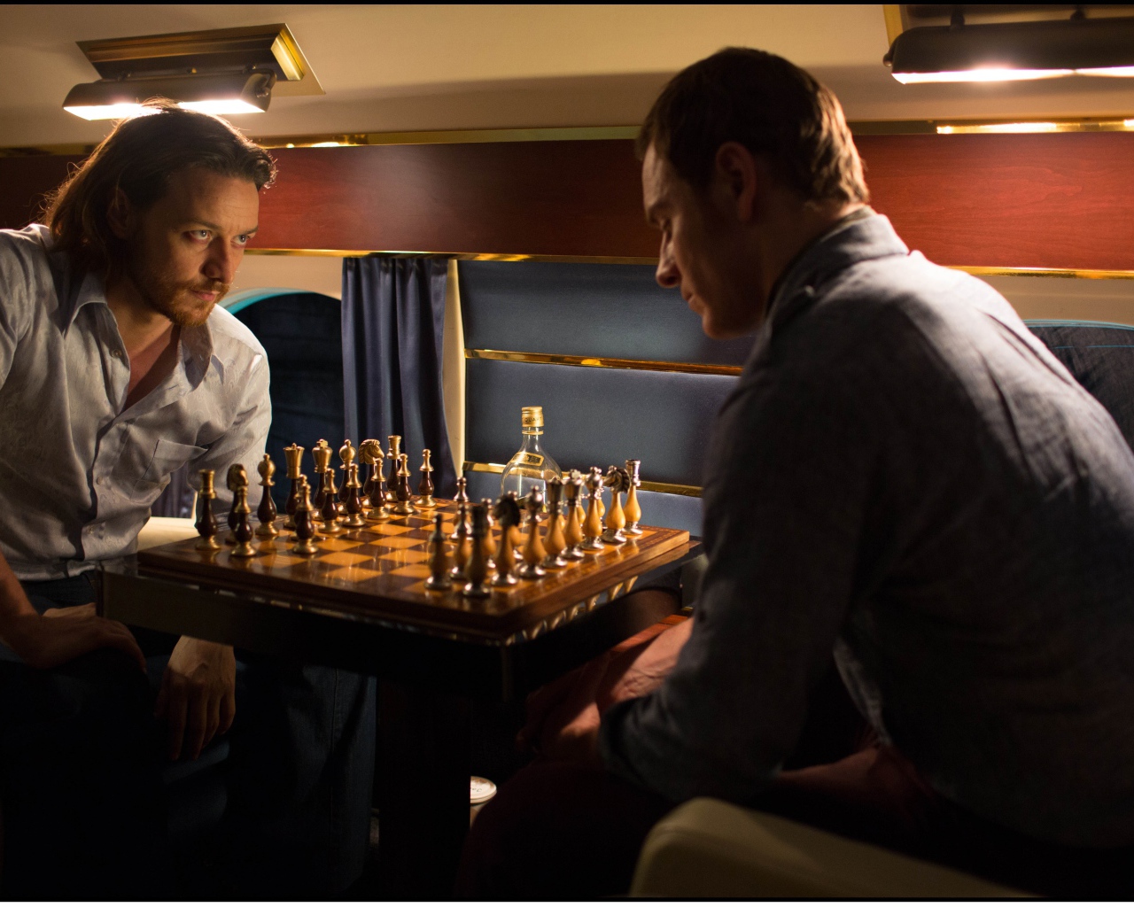  Люди Икс: Дни минувшего будущего Магнето и Ксавье играют в шахматы