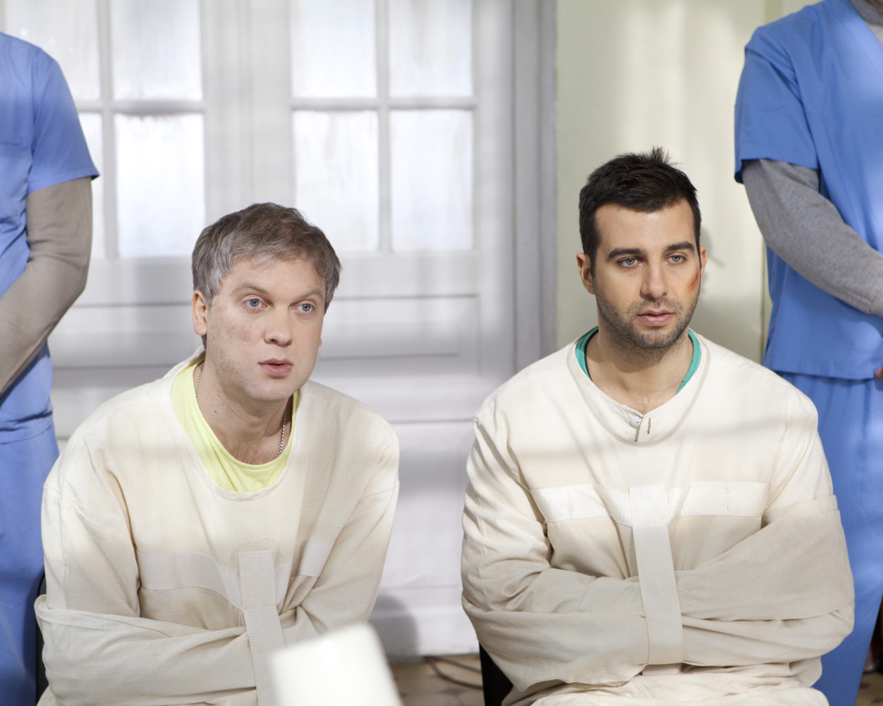 Ёлки 3 Ургант в психушке