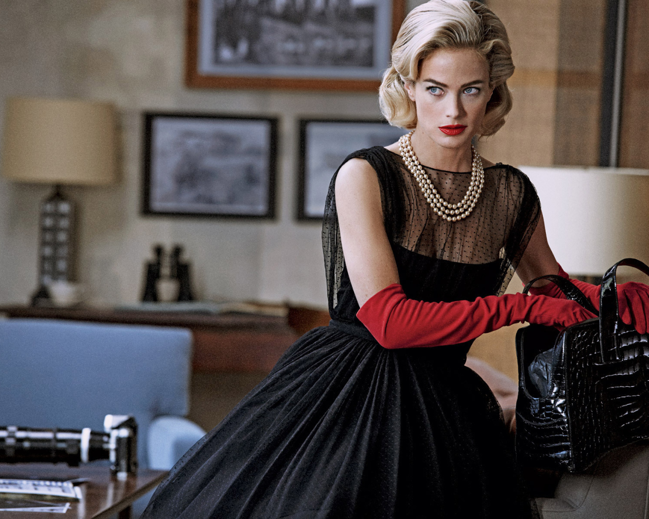 Окно во двор