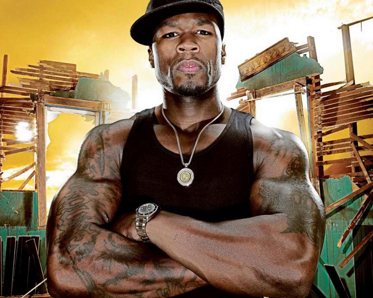 50 Cent на развалинах дома