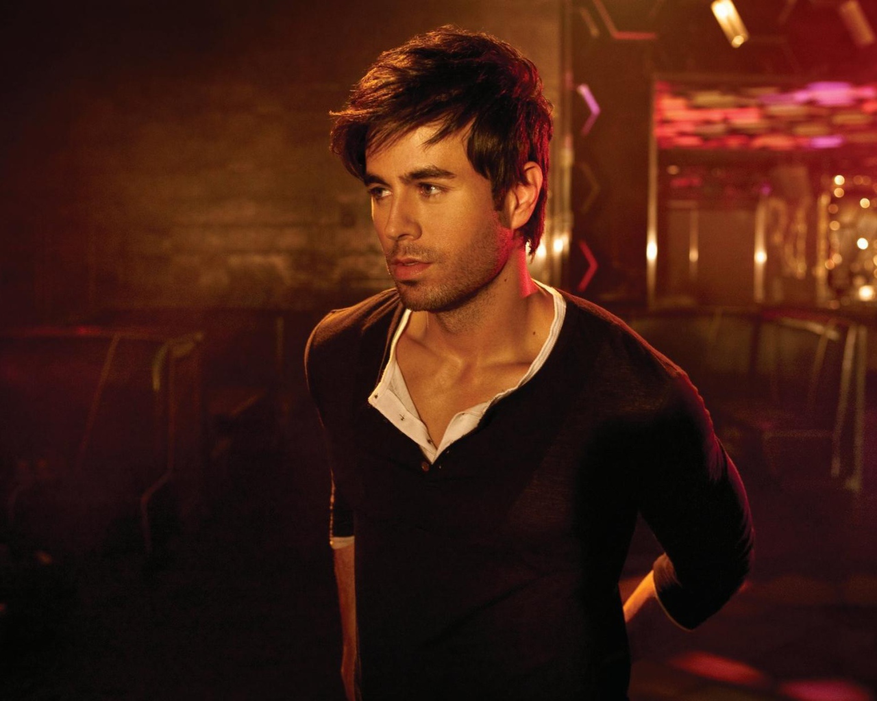 Энрике Иглесиас кадр из клипа