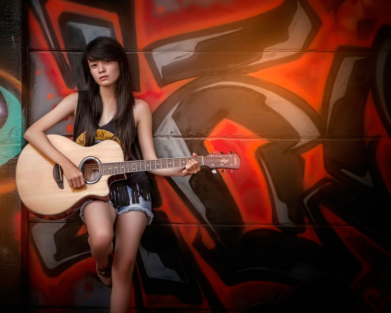 Японка с гитарой