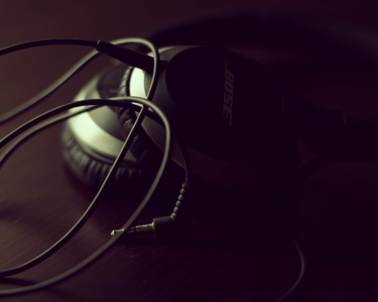 Cтарые наушники