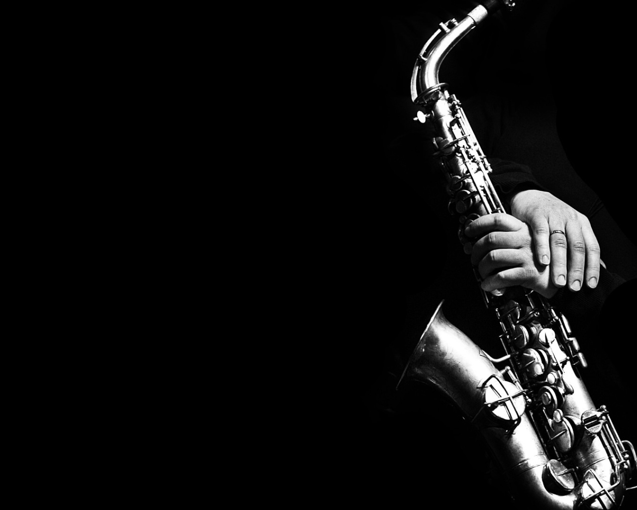 Игра на саксофоне