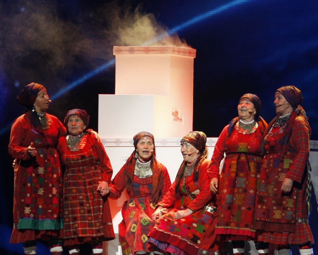 Шесть бабушек