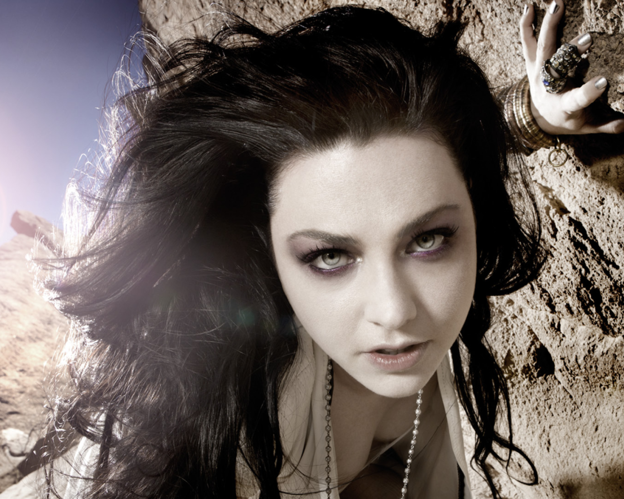 Солистка Evanescence