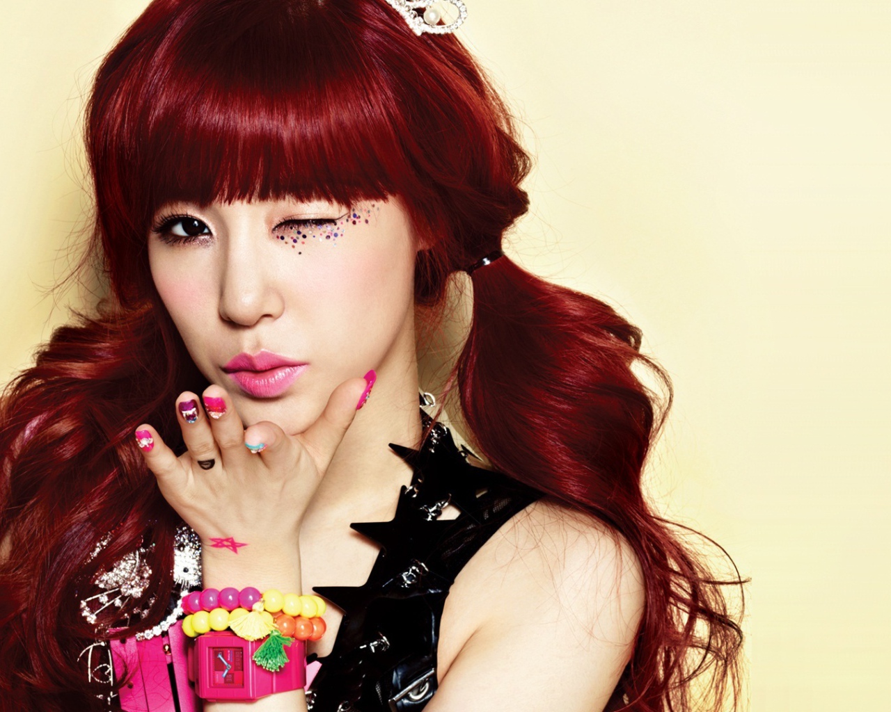 Южно корейская певица азиатка