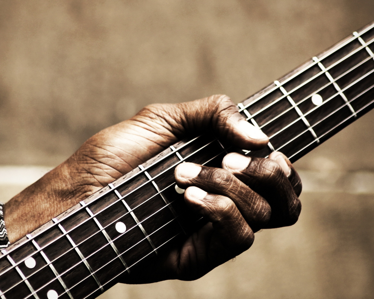 Рука гитариста