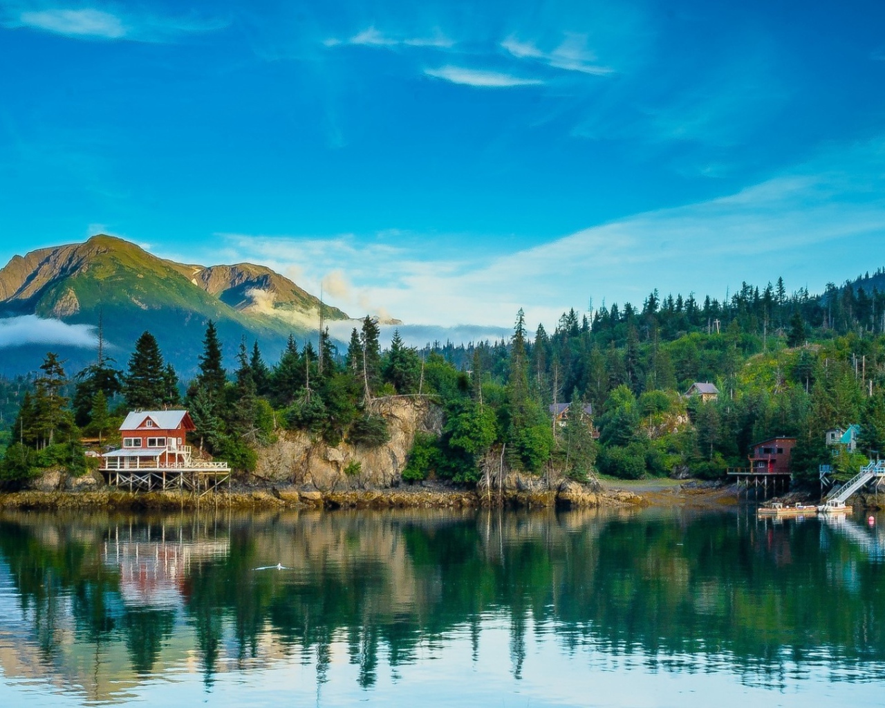 Деревня и пристань