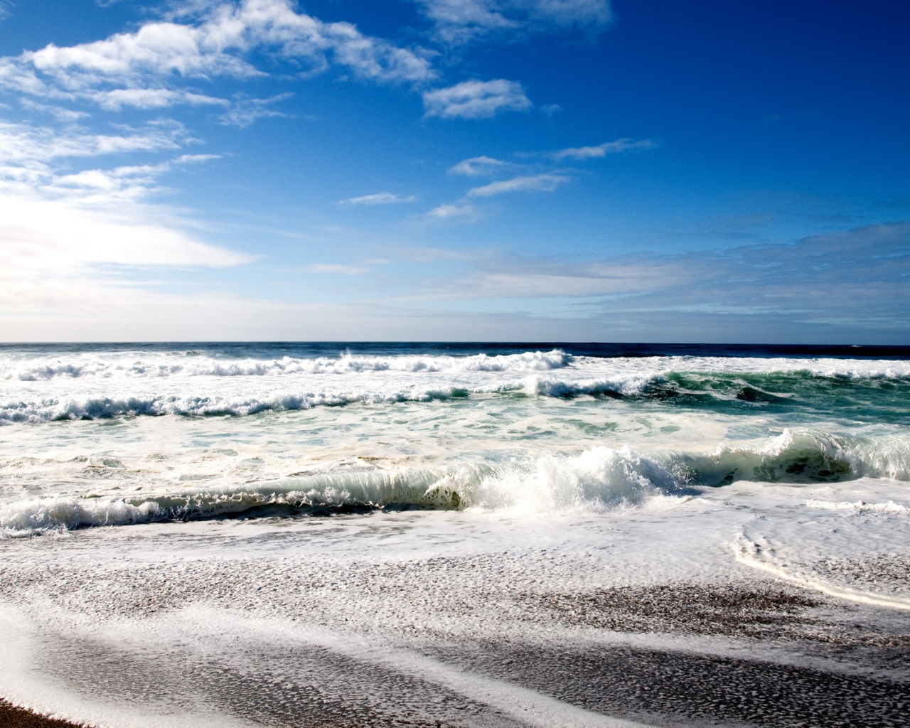 Крутой пляж