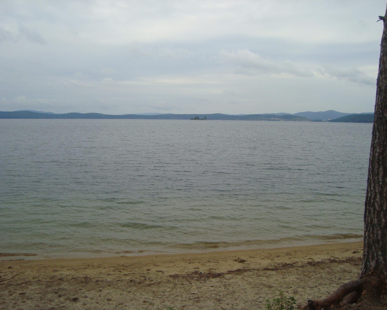 Золотой пляж на Тургояке