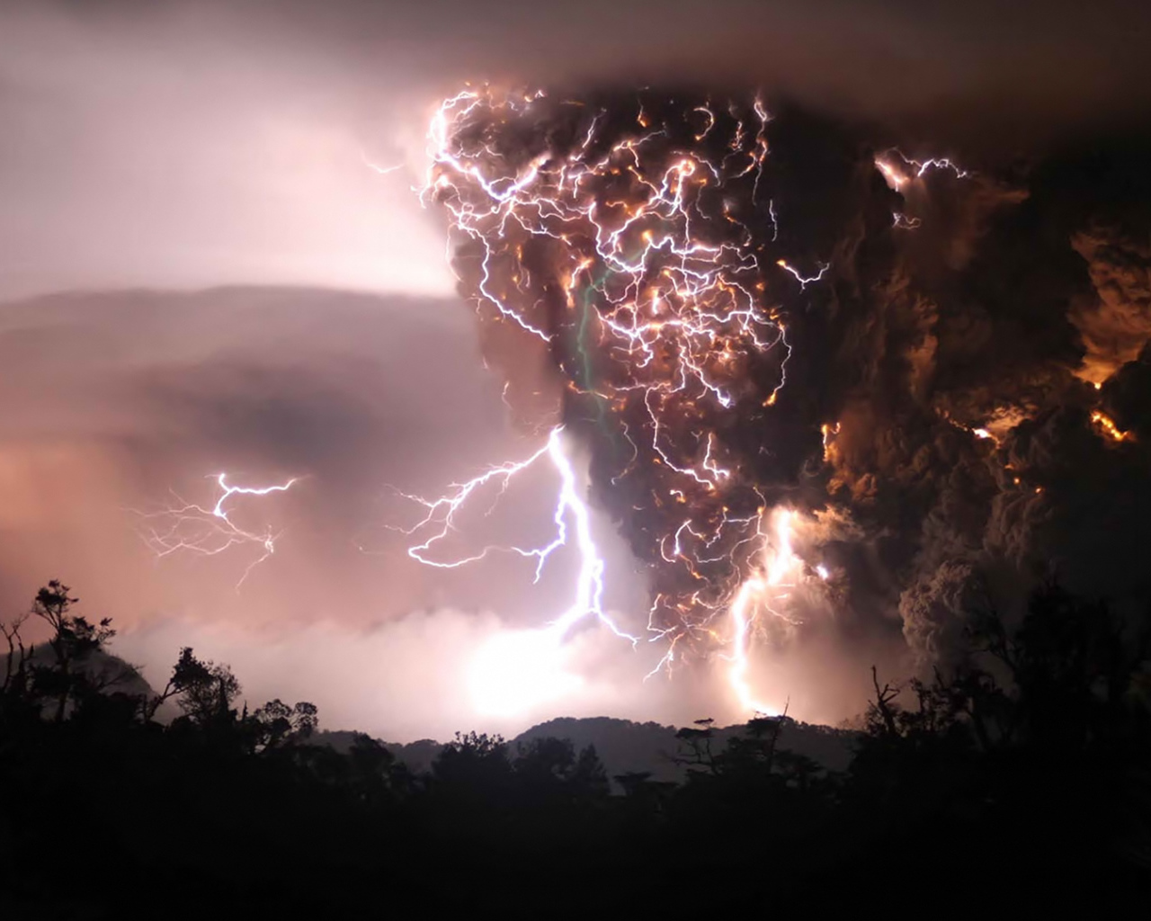 Гроза в Чили