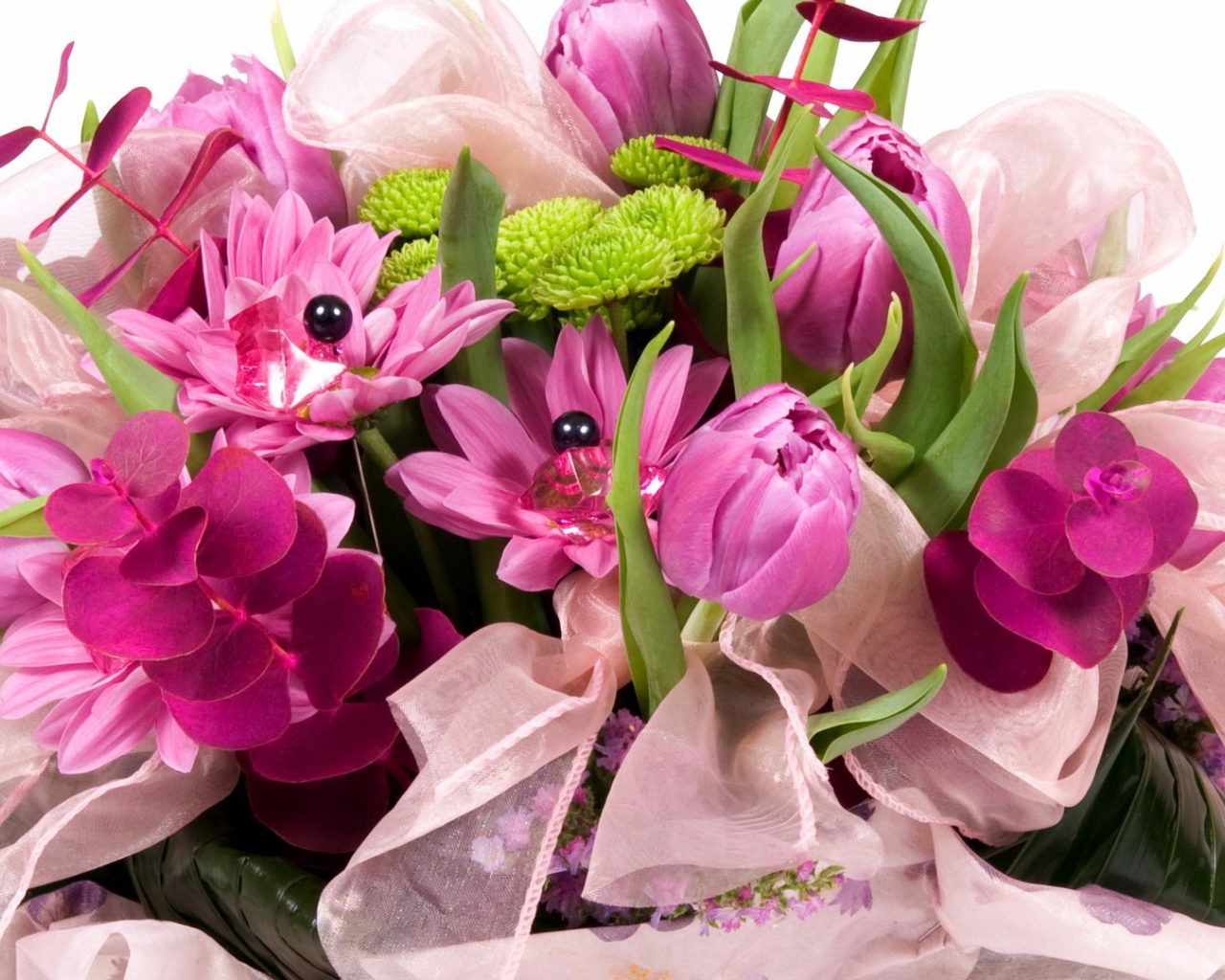 Букет фиолетовых цветов