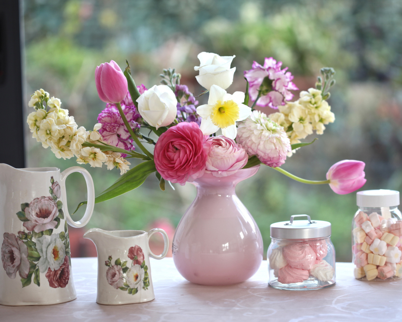 Натюрморт с зефиром