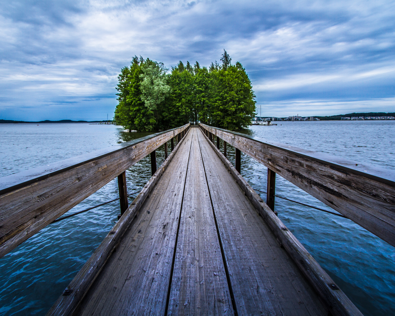 Мост на остров