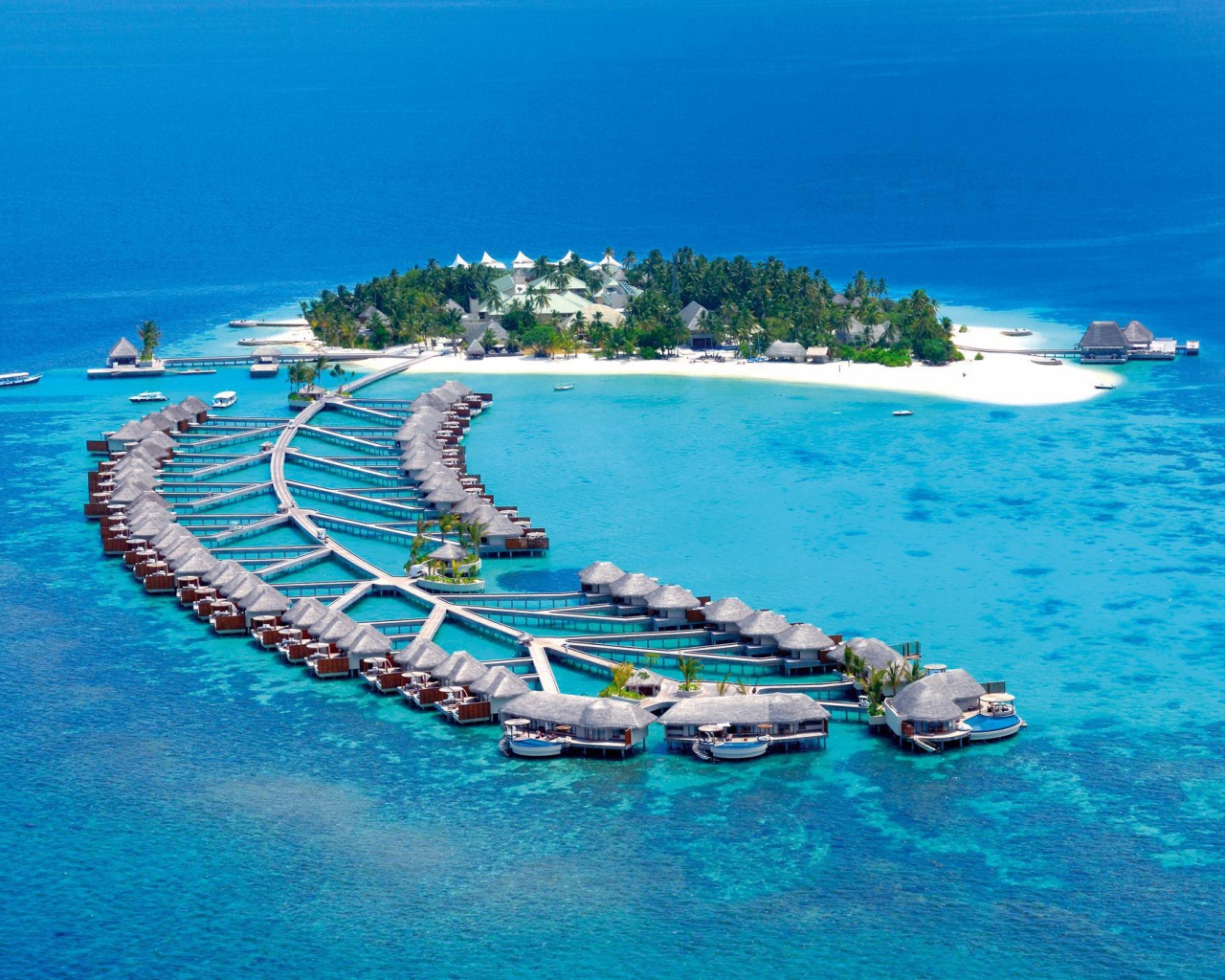 Остров на Мальдивах