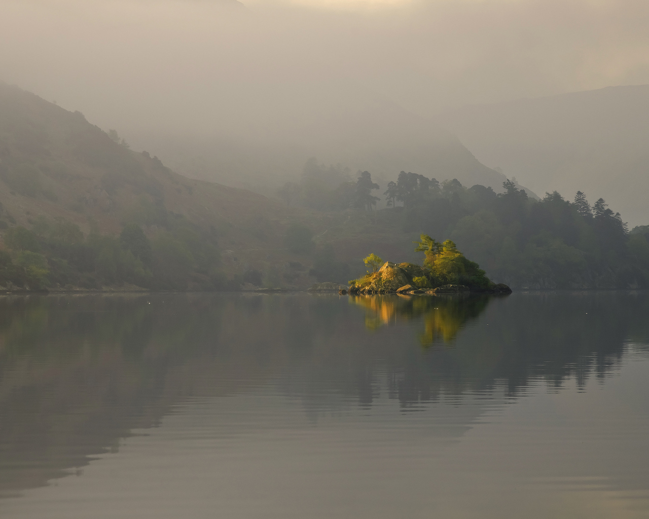 Одинокий остров