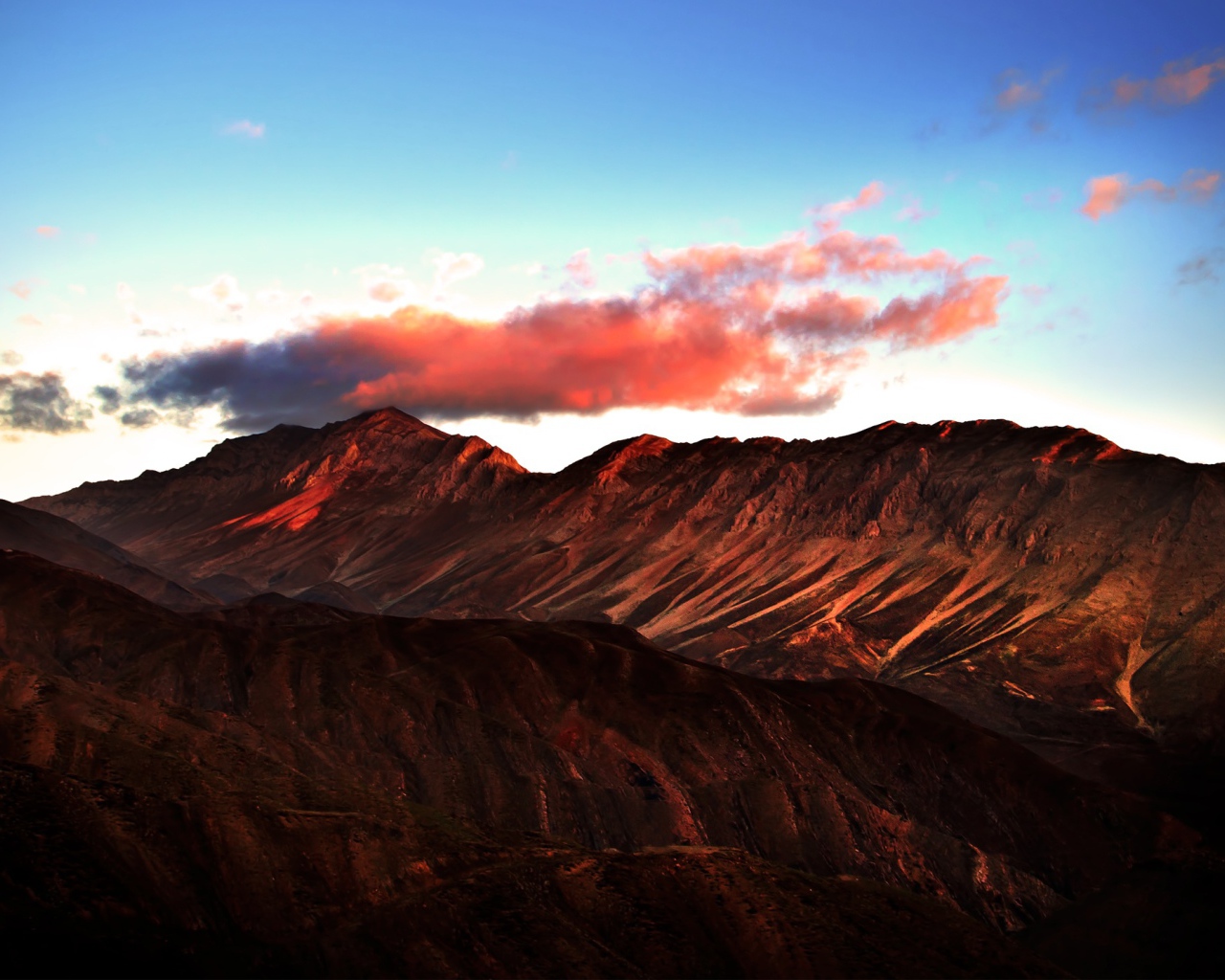 Утренние горы