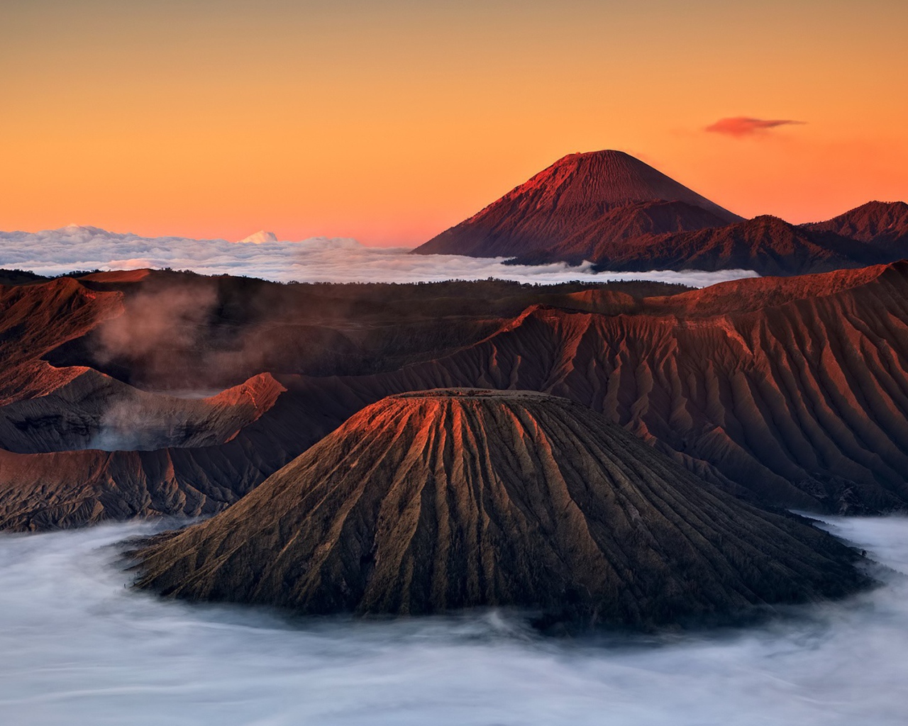 Горы в Индонезии