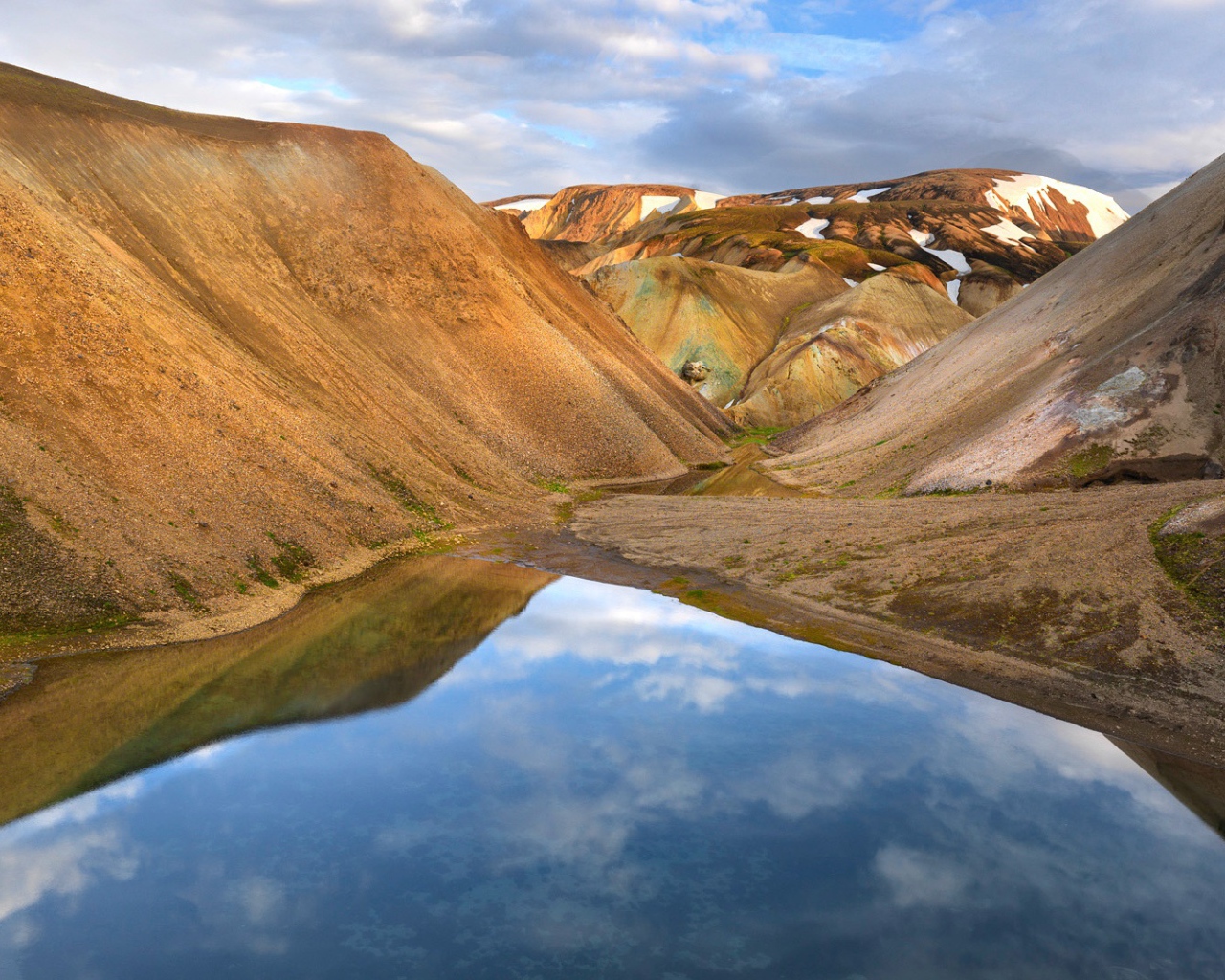 Горы в Исландии