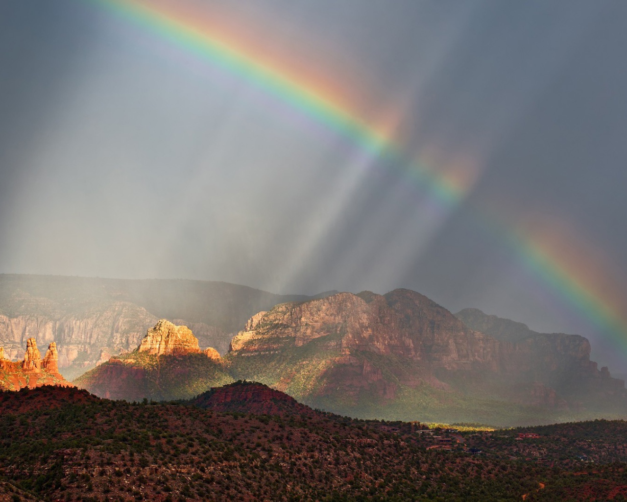 	   Rainbow over the mountains of Arizona