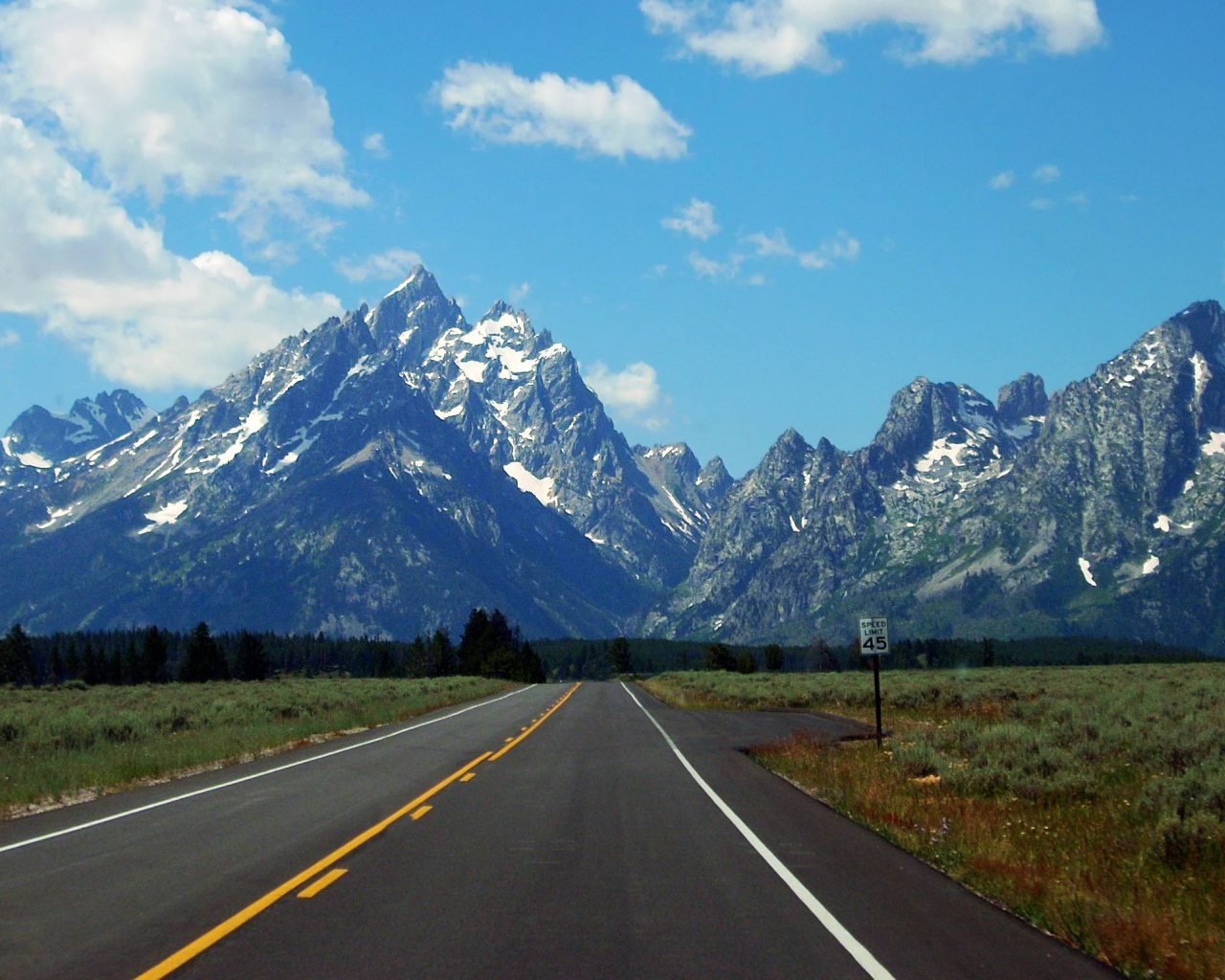 Дорога к снежным горам