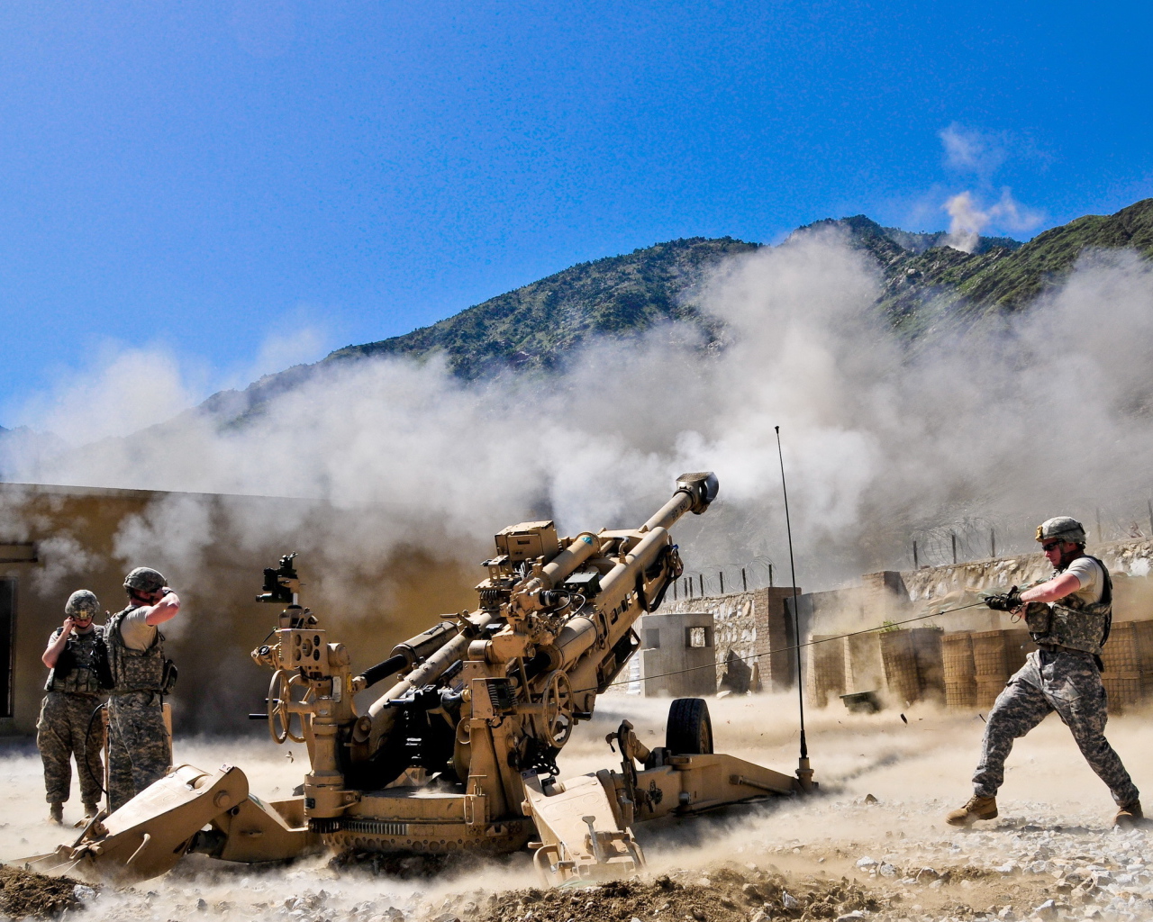 Стрельба из пушки