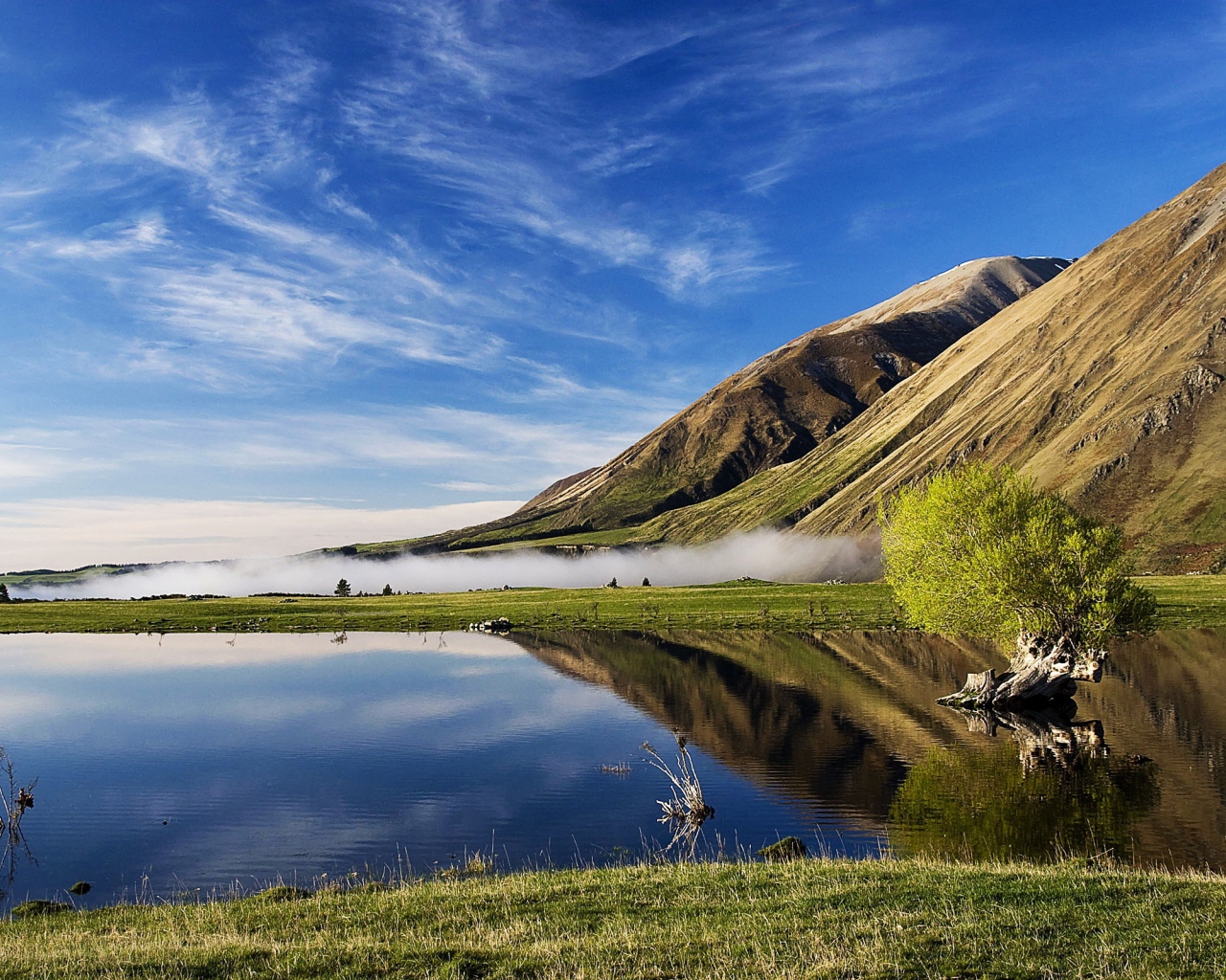 Озеро Кольридж в Новой Зеландии 