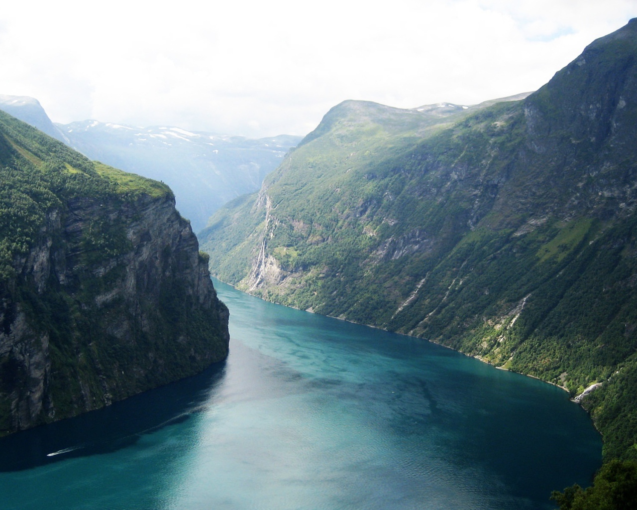 Великолепный фьорд в Норвегии