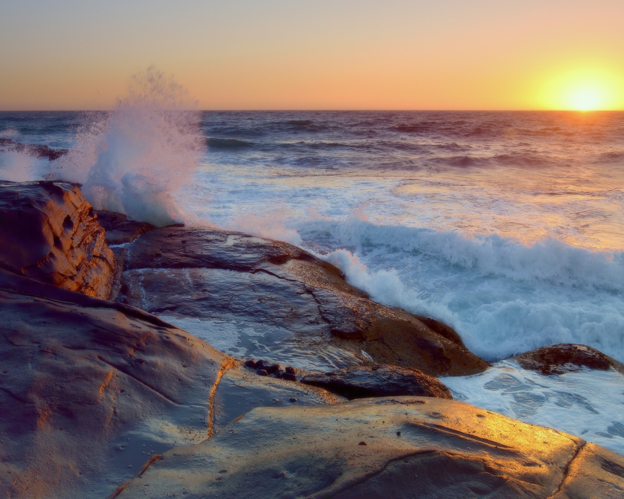 Море волнуется перед закатом