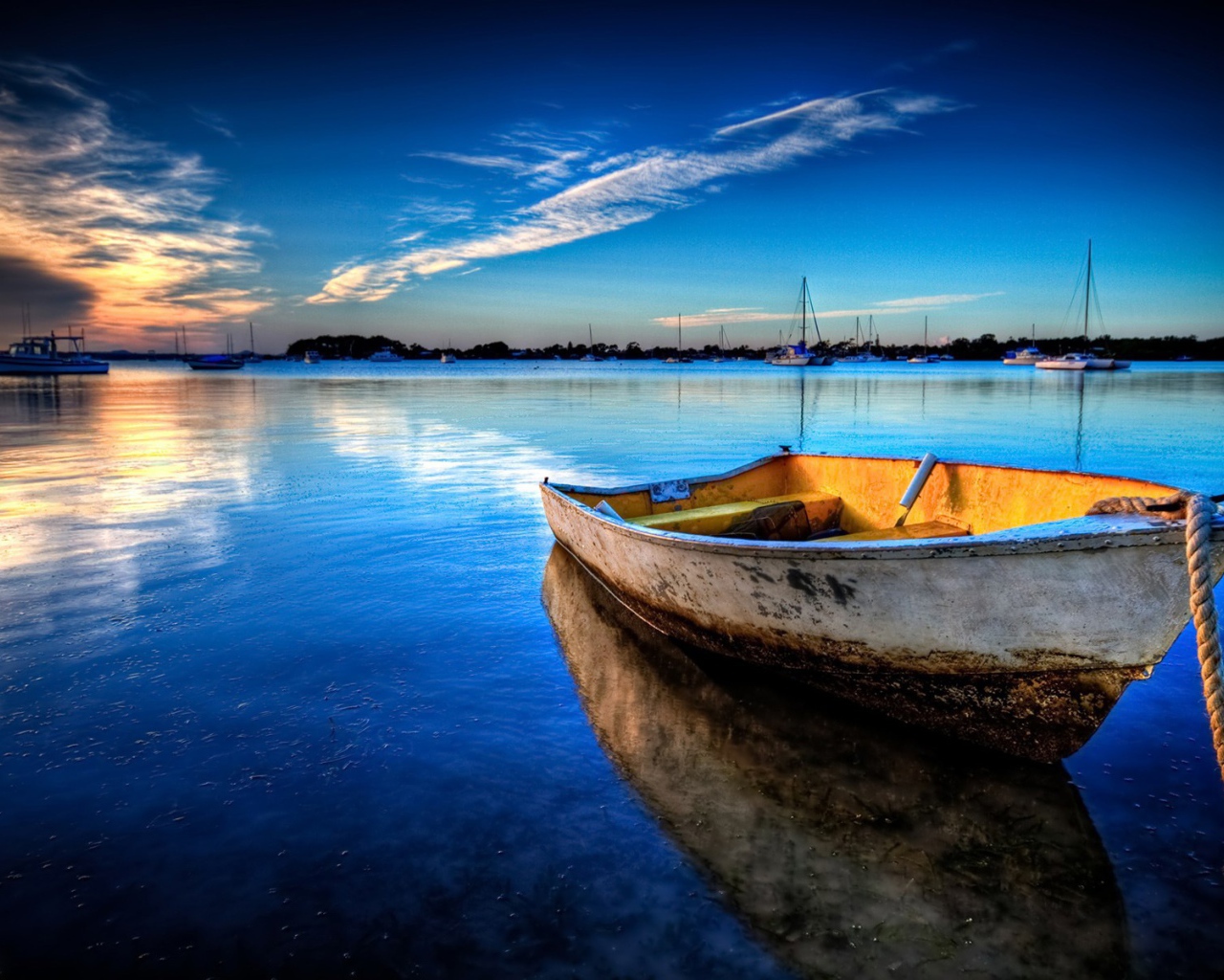 Старая лодка