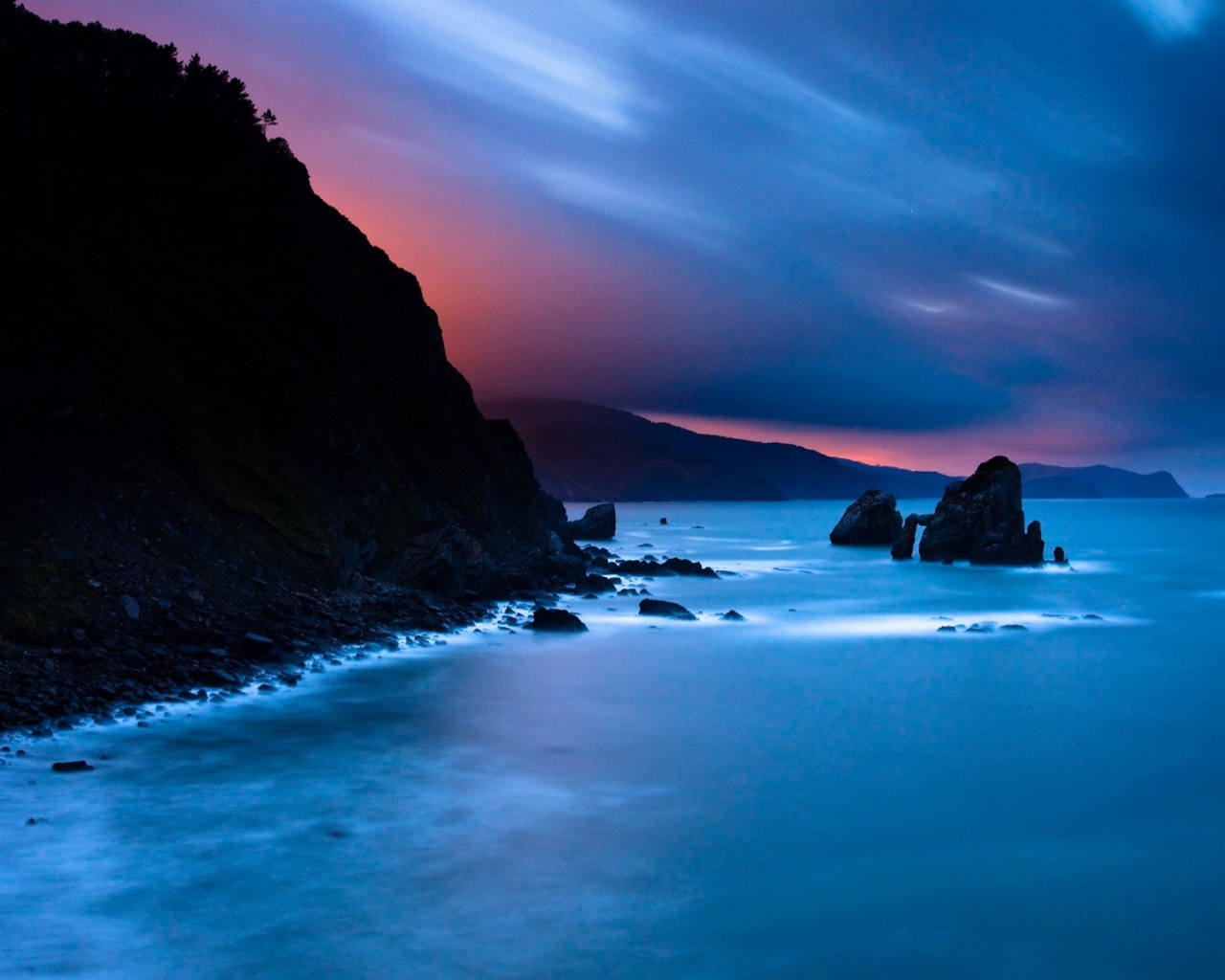 Скалистый берег 