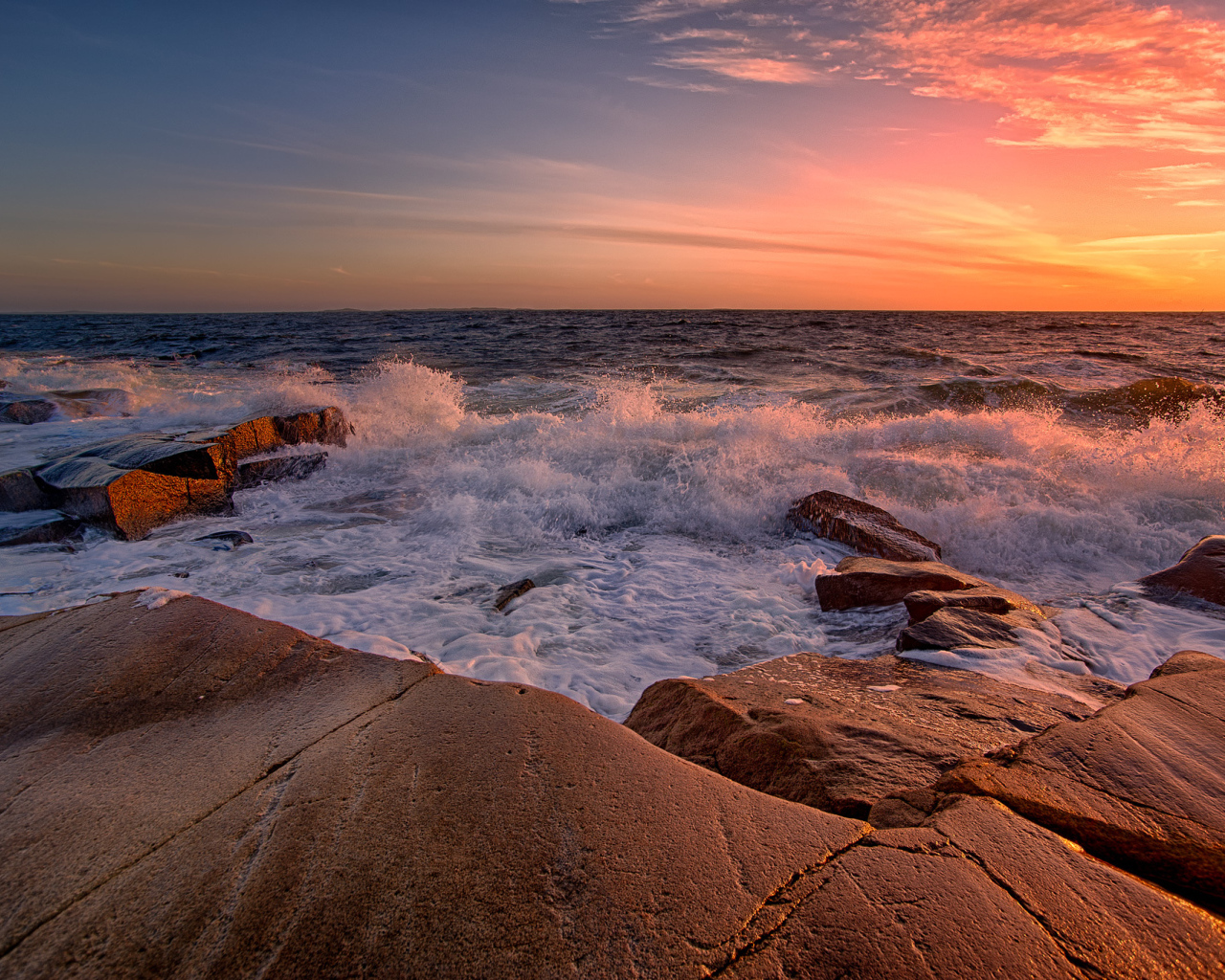 Прибой на закате