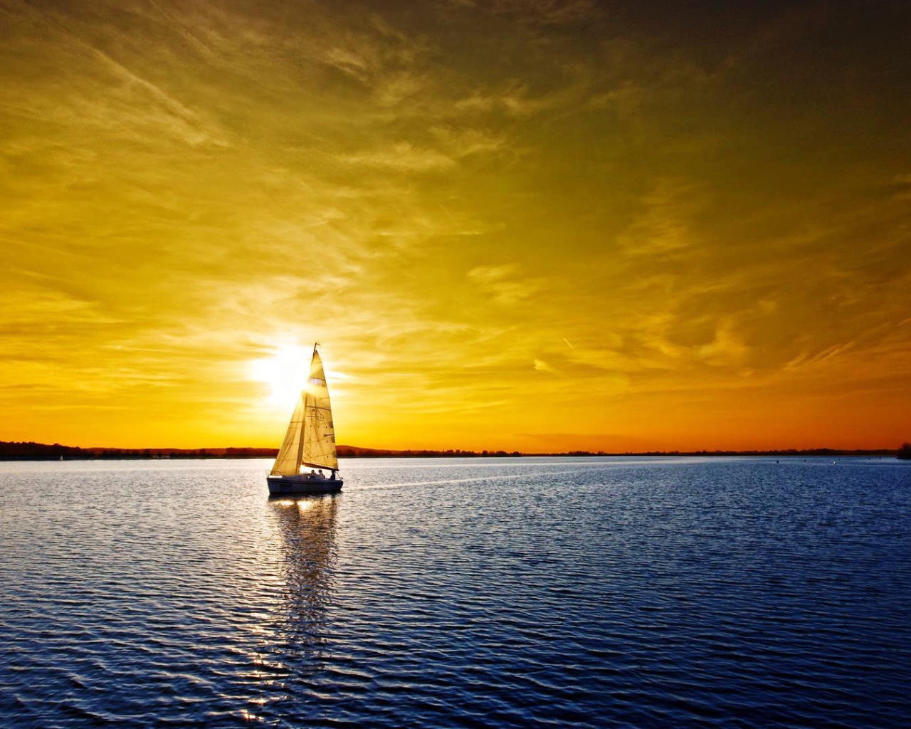 Удивительный закат