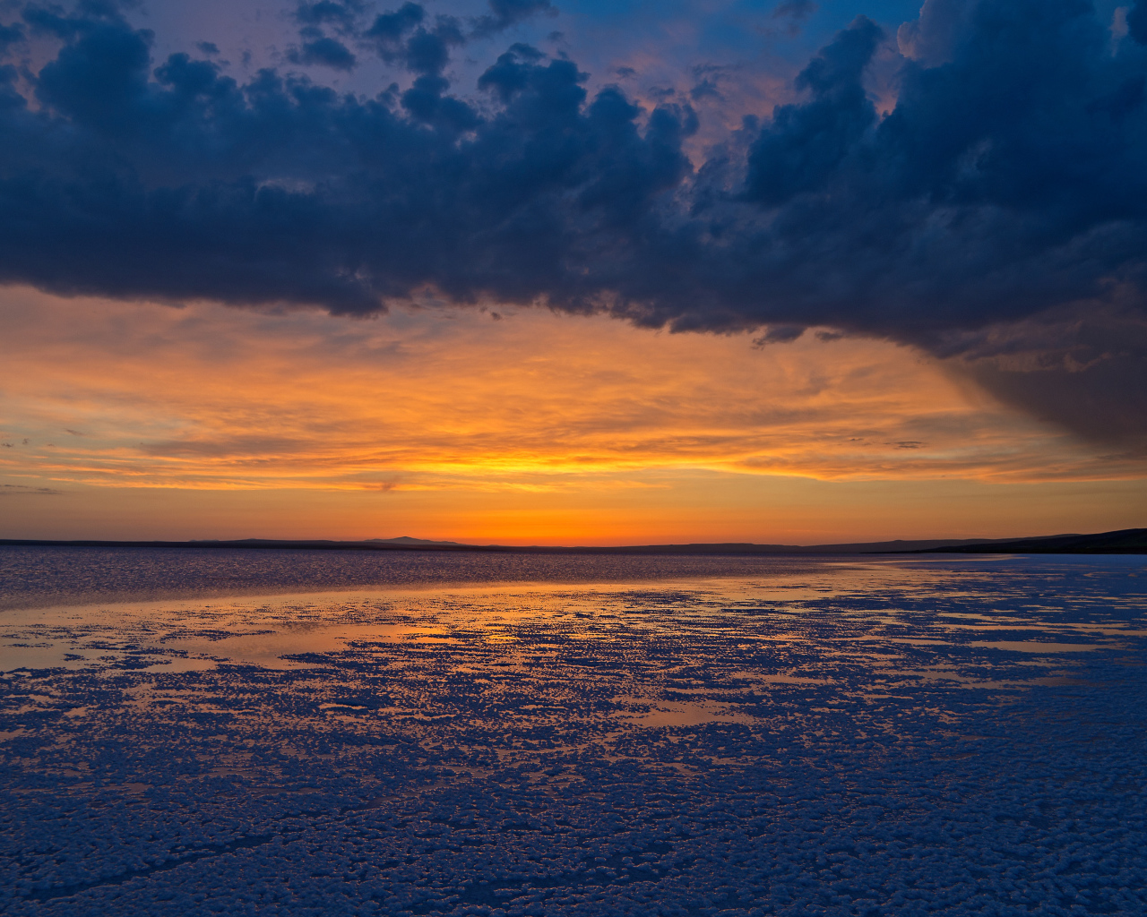 Удивительный закат в Турции