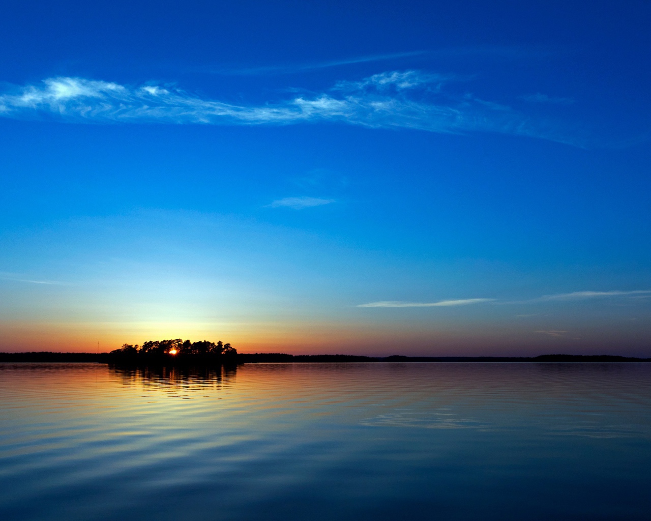 Голубой закат