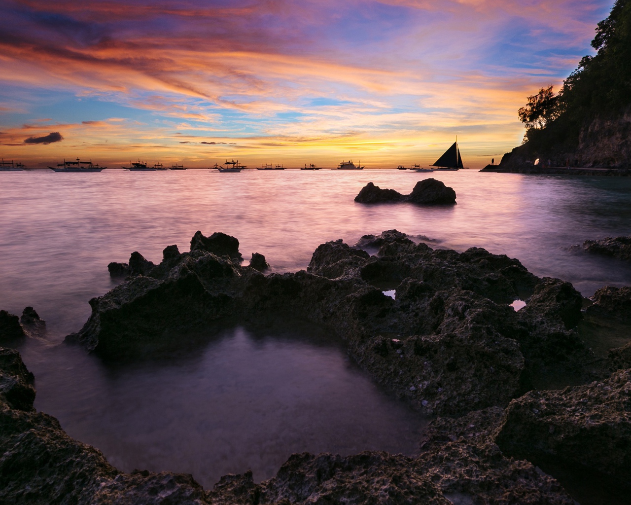 Закат на побережье