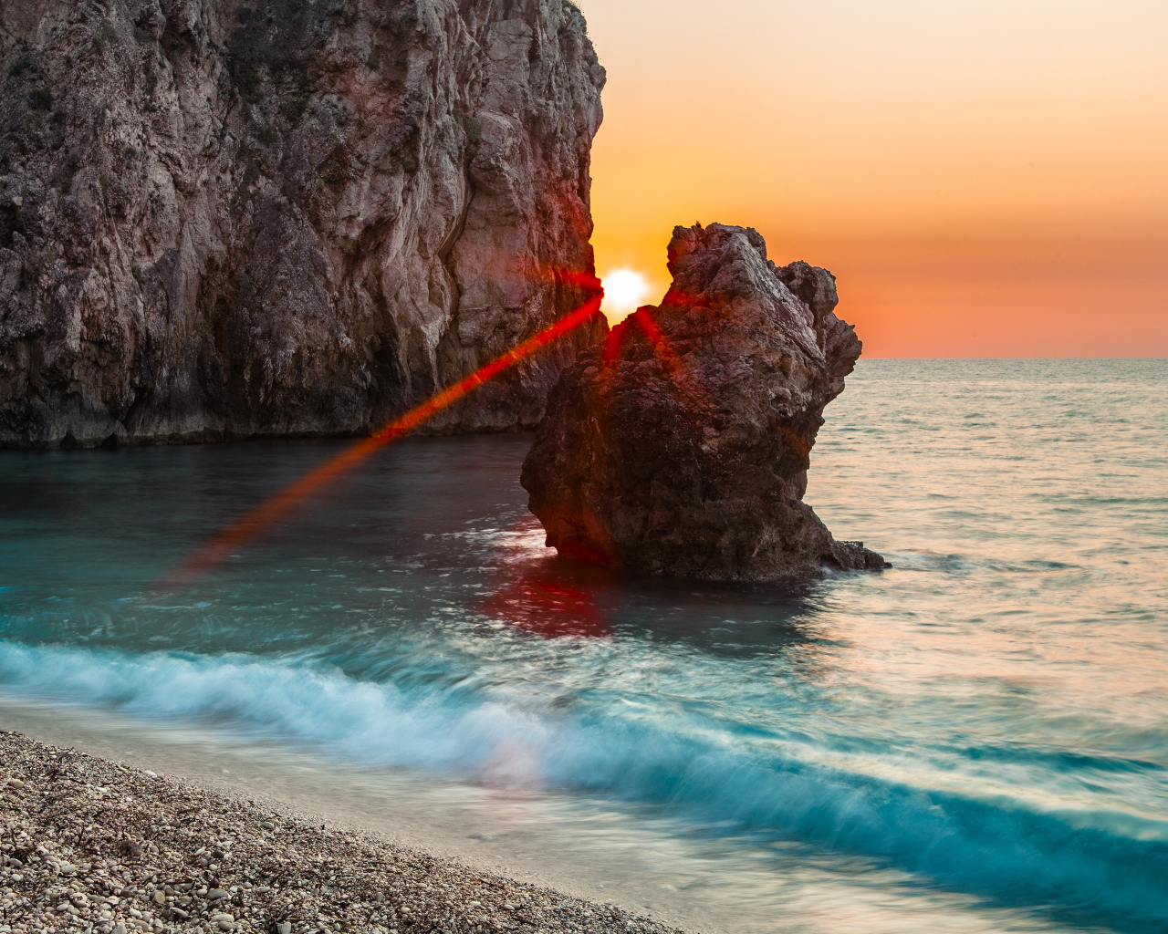 Луч света от заката