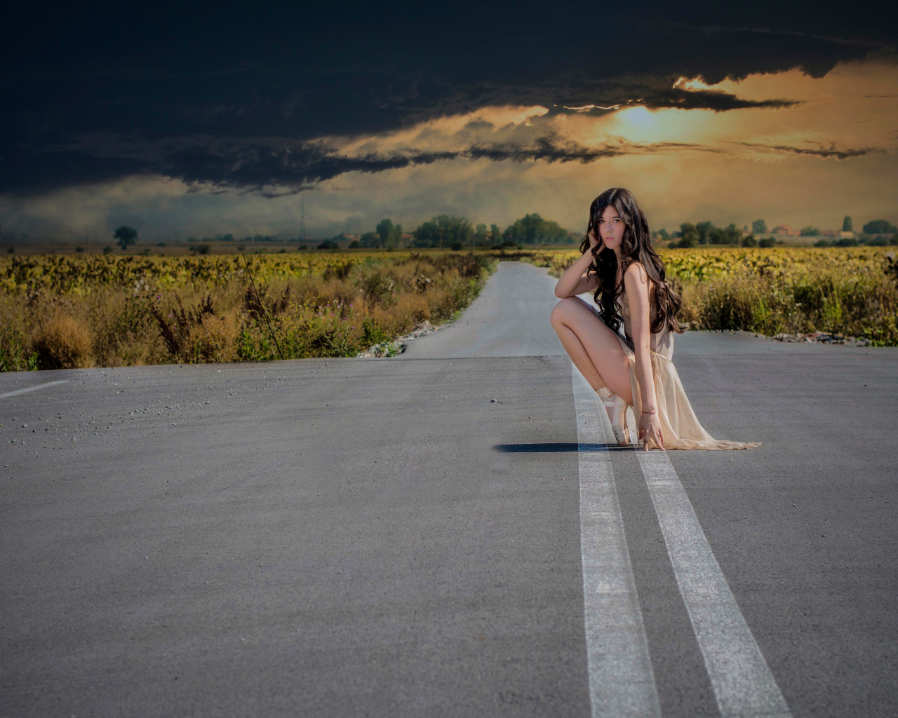 Балерина присела на дорогу