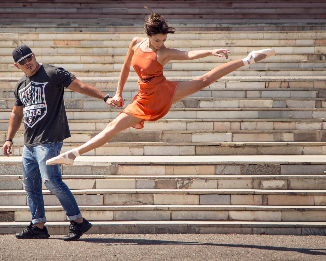 Обычная прогулка по улице