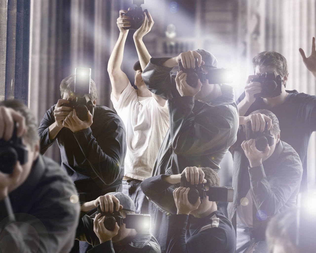 Папарацци ведут охоту