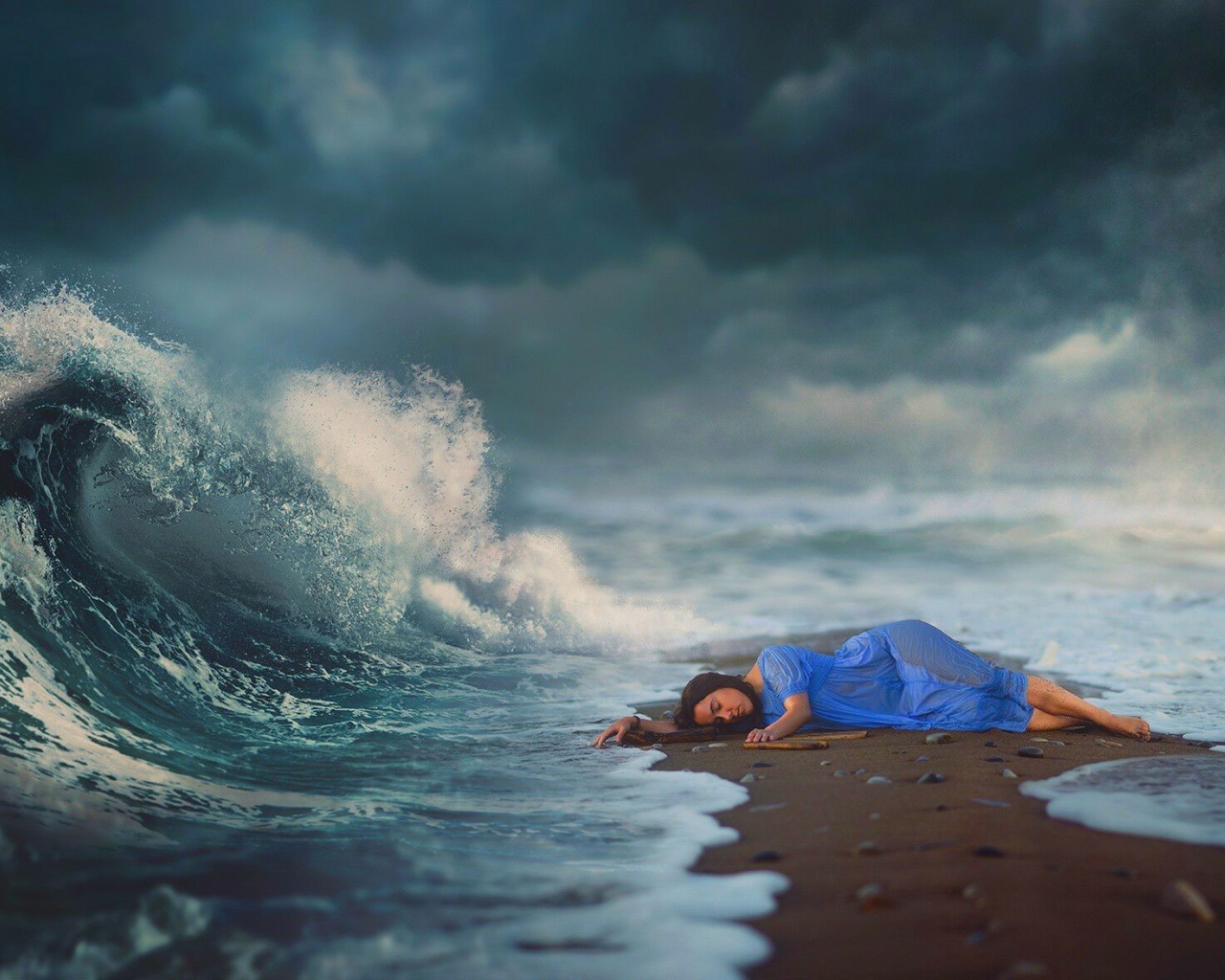 Волны прибоя во сне