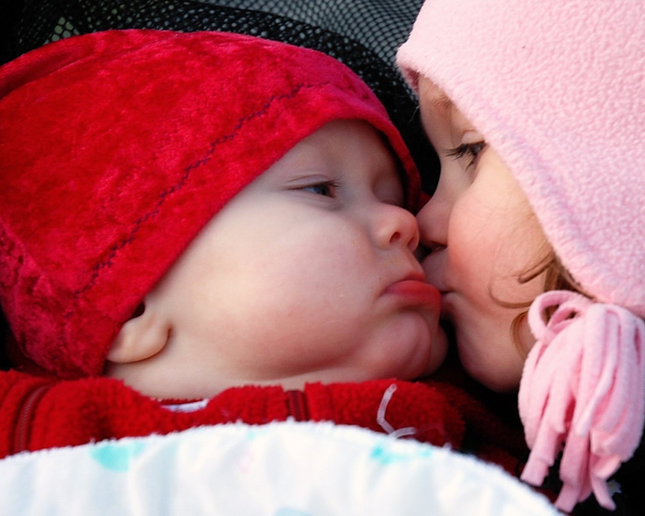 Детский поцелуй