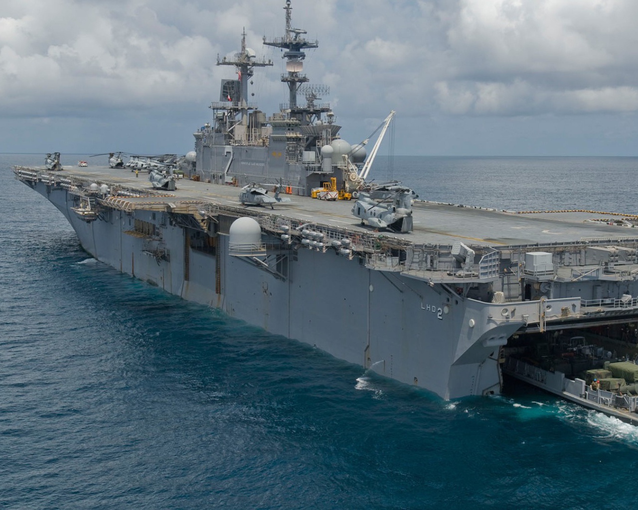 Десантный корабль США