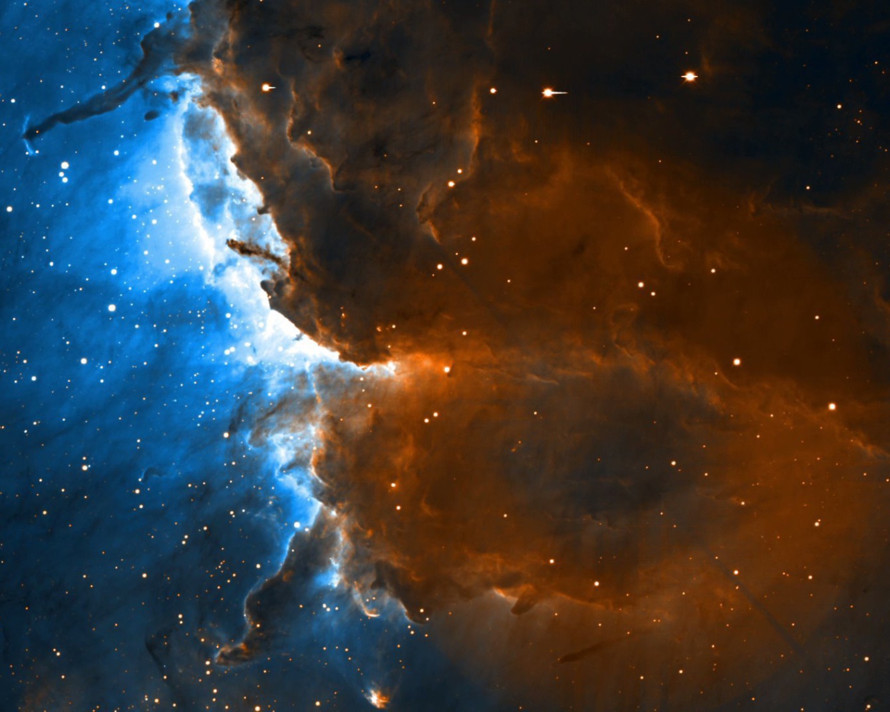 Столкновение разных туманностей