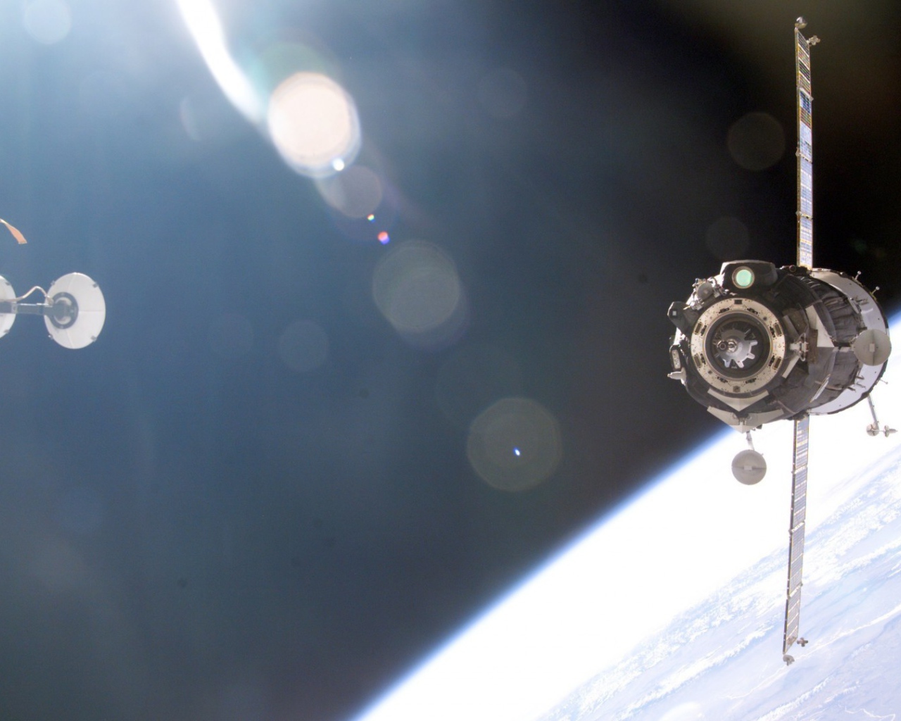 Стыковка космических аппаратов