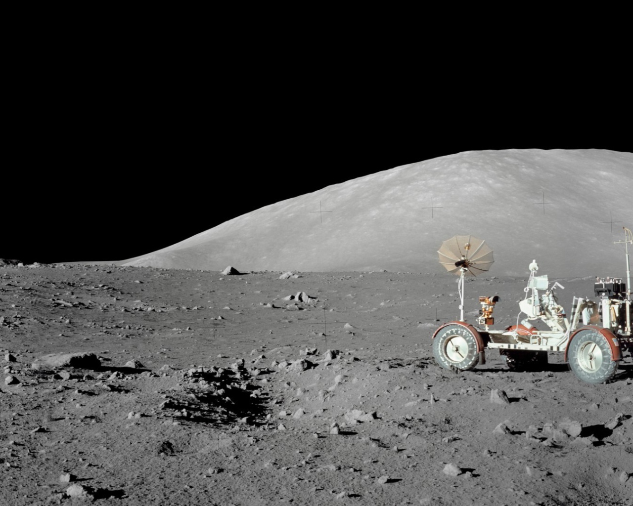 Луноход на Луне