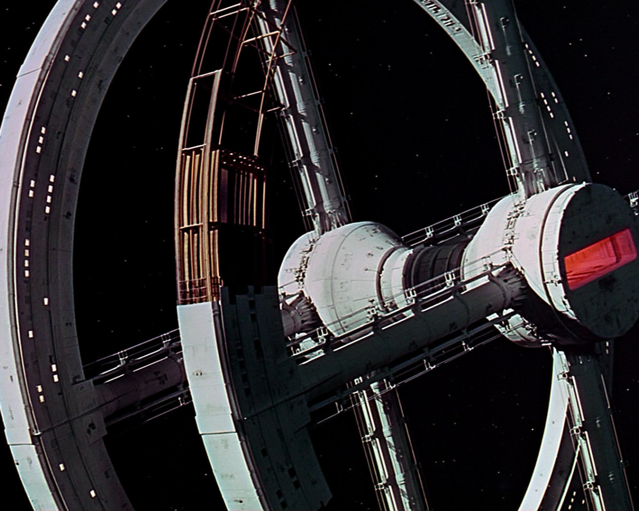 Строительство космической станции