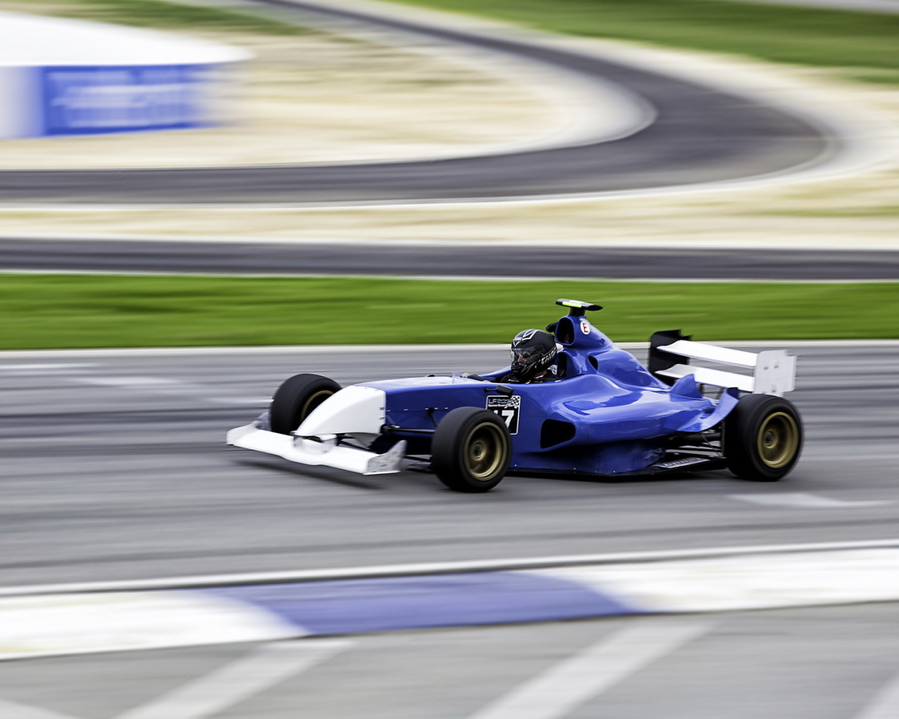 Детские гонки на автокарах