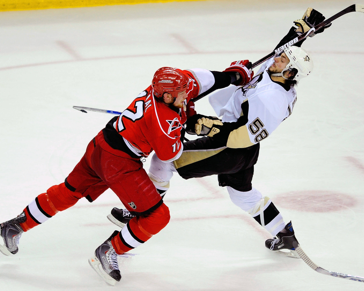 Хоккеист Эрик Стаал